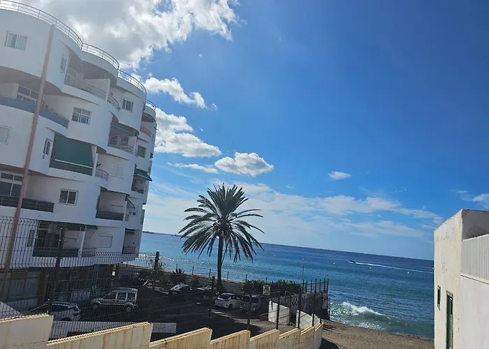 New Seafront Dreaming View Apartment, Los Cristianos