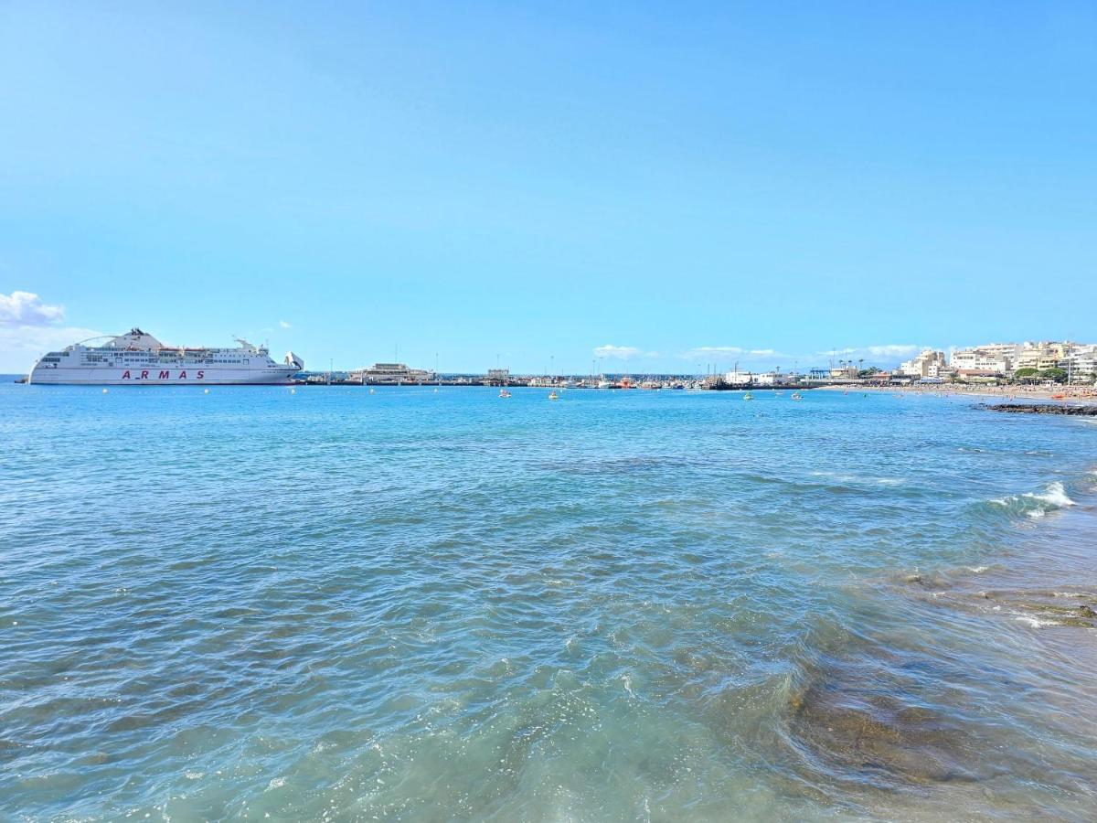 New Seafront Dreaming View Apartment, Cristianos Apartment Arona (Tenerife)