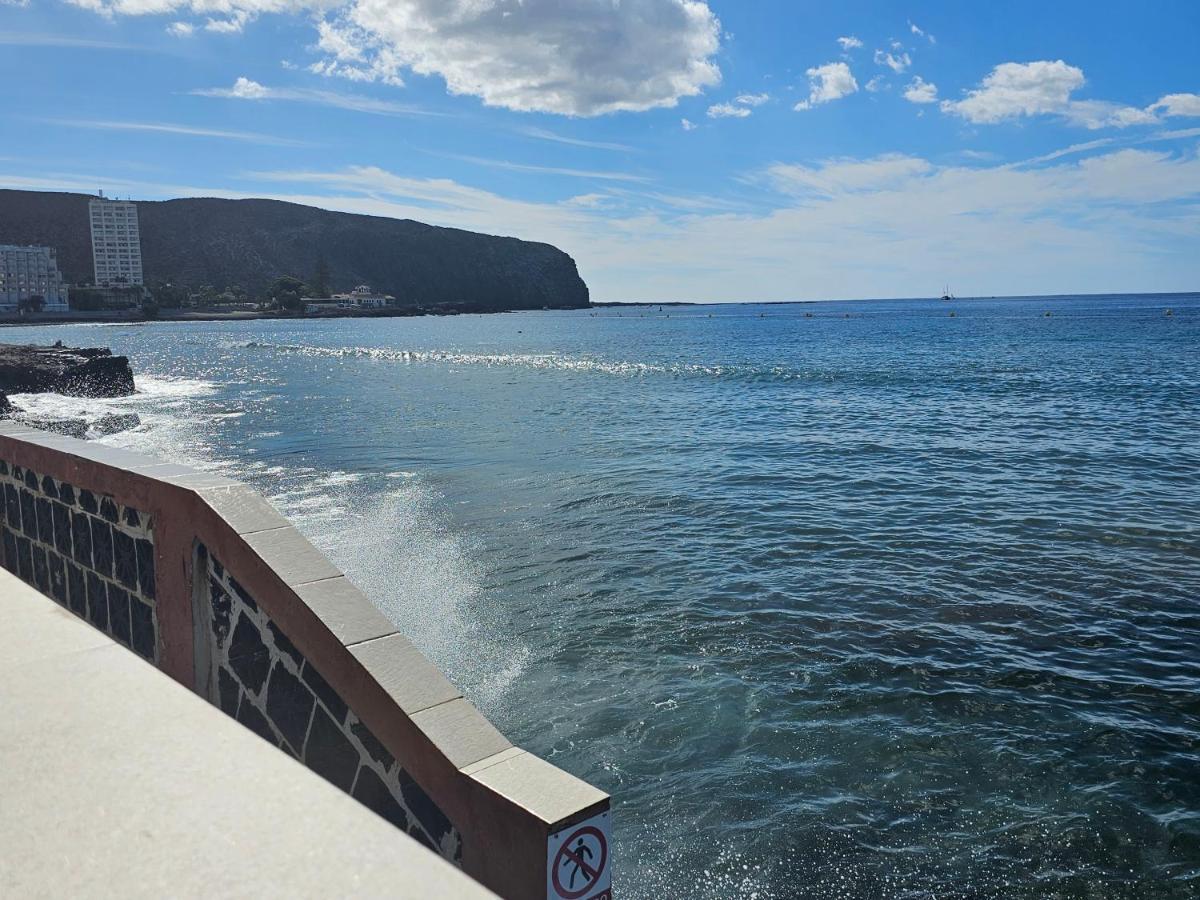 New Seafront Dreaming View Apartment, Cristianos Apartment *